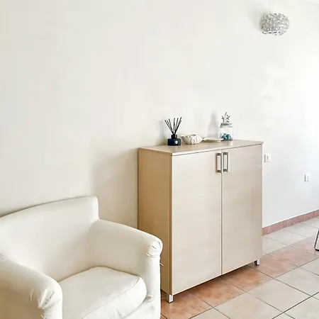 Pure Josephine Apartment *